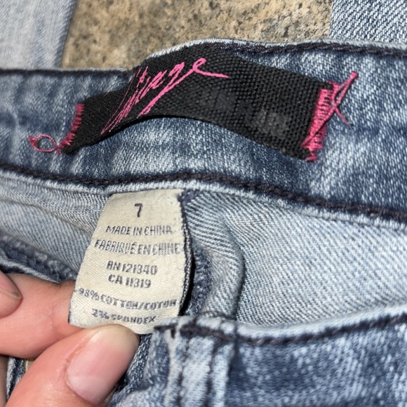 Boot-Cut Light Blue Jeans 👖 - Picture 5 of 12